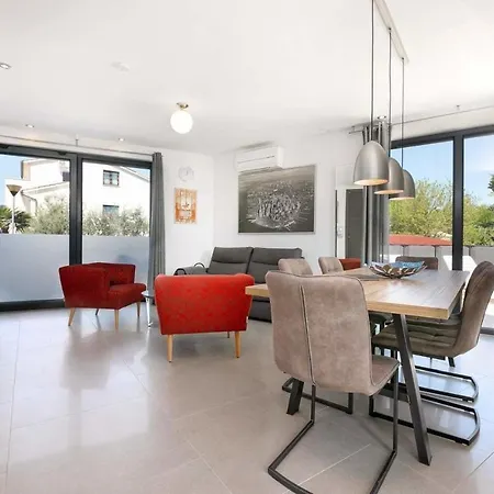Holiday home Casa Coleen *
