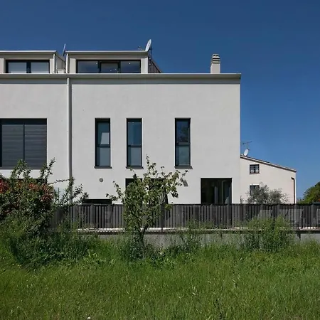 Casa Coleen Holiday home Funtana